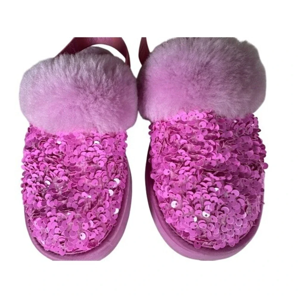 UGG Kids Pink Sequin Fur Lined Slingback Slippers -‎ size 4 or 5?